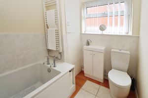 MALTINGS ROAD- click for photo gallery